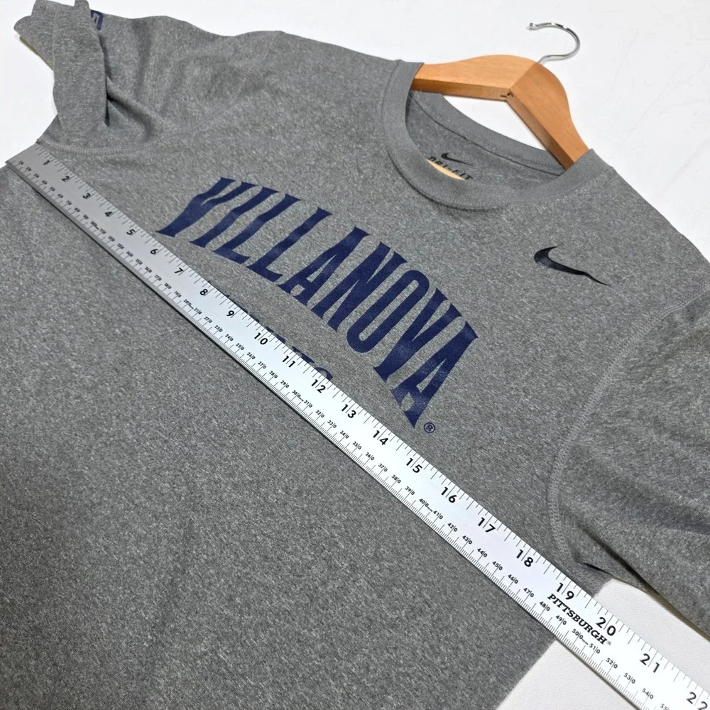 Nike Villanova Tennis T-Shirt Mens Small Gray Dri-FIT Athletic Short Sleeve Tee